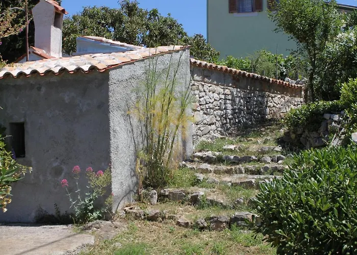 With Parking Space Veli Losinj, Losinj - 8060 Apartment *