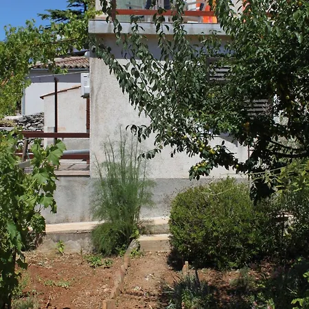아파트 With Parking Space Veli Losinj, Losinj - 8060 베리로신즈